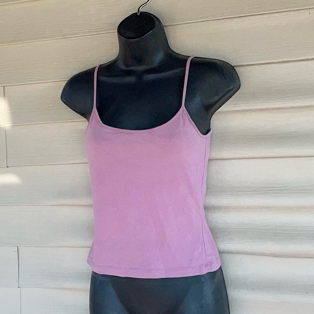 Womens Old Navy perfect fit stretch spaghetti strap tank top with built in bra